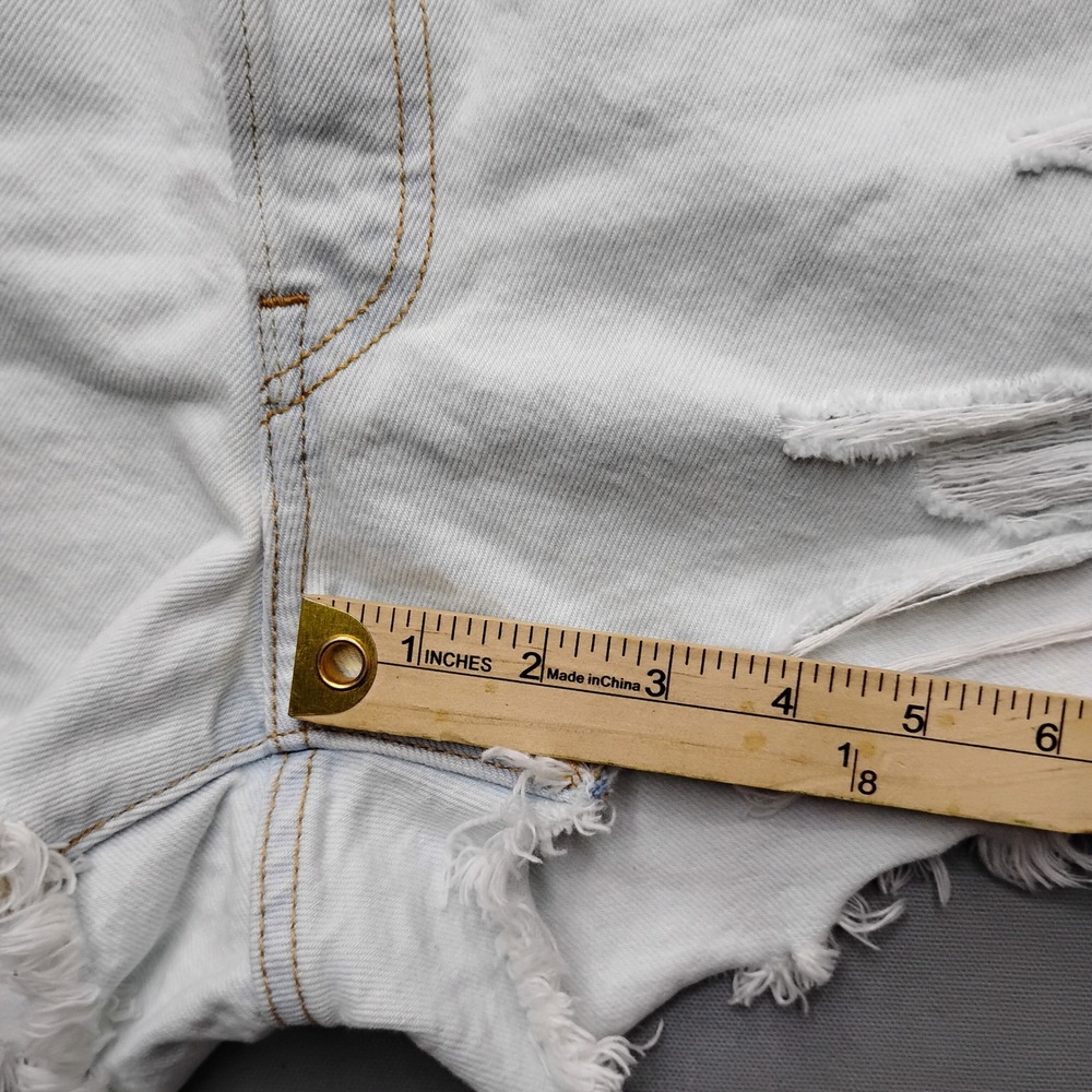 Levis 501 Original High Rise Distressed Denim Shorts Light Wash 30 - Picture 7 of 10